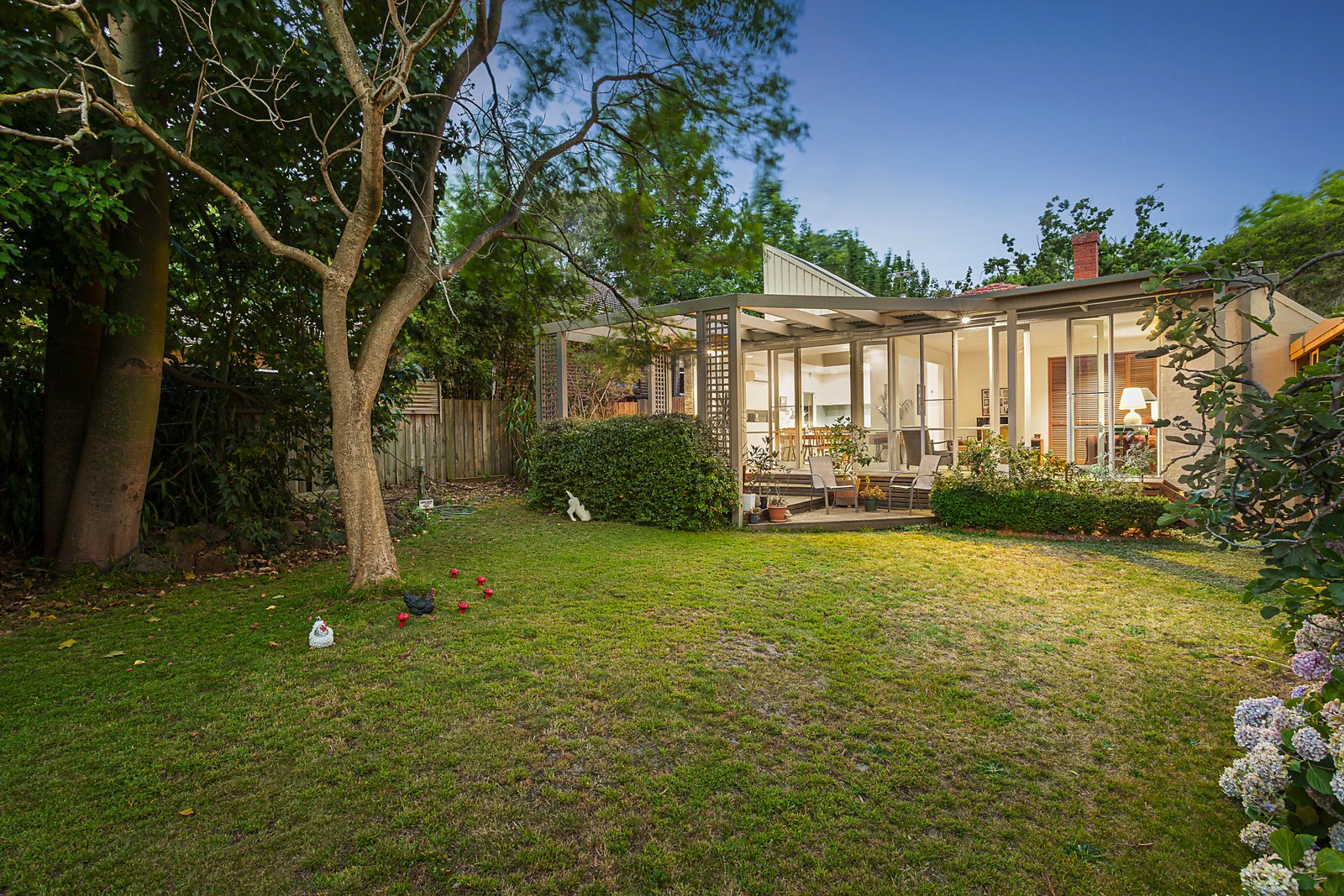 17 Kardinia Road, Glen Iris, VIC