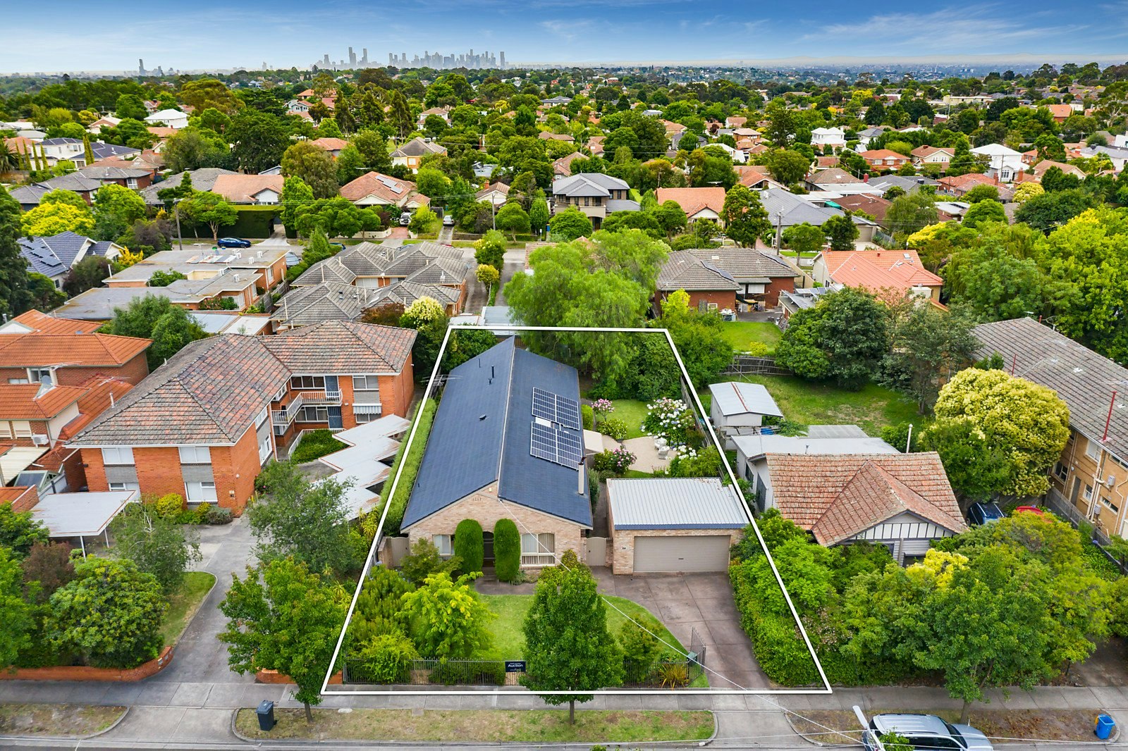 17 Scheele Street, Surrey Hills, VIC