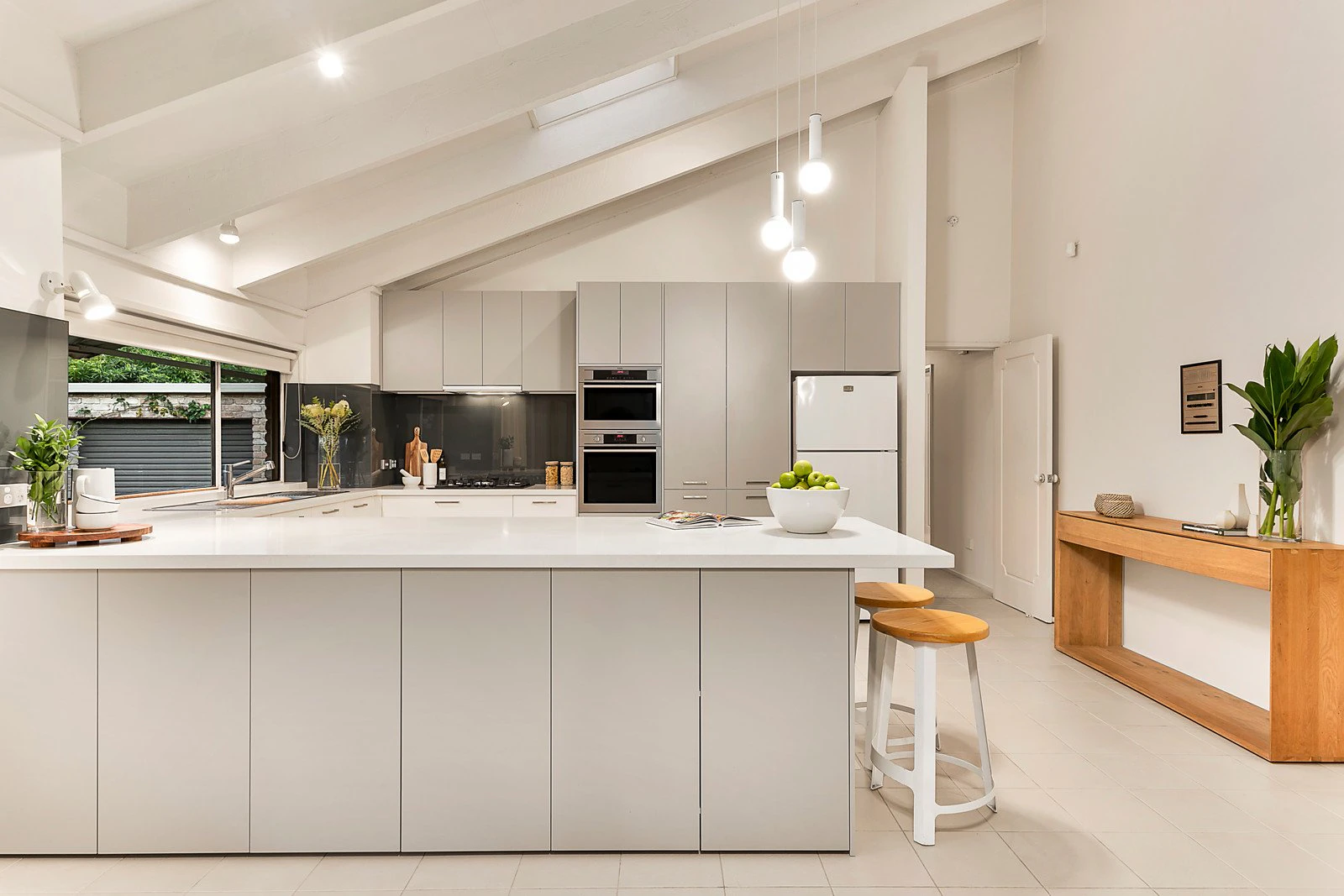 17 Scheele Street, Surrey Hills, VIC