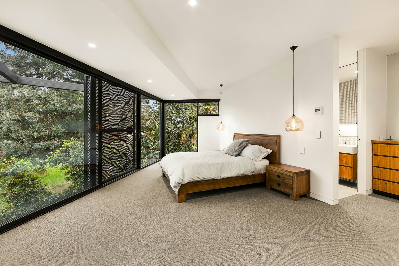 10a Tyrone Street, Camberwell, VIC