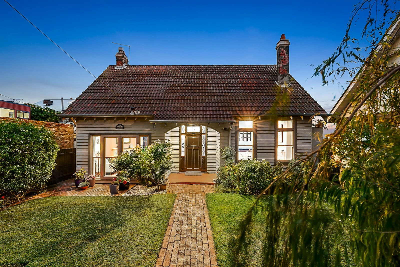 1 Seaview Avenue, Brighton, VIC
