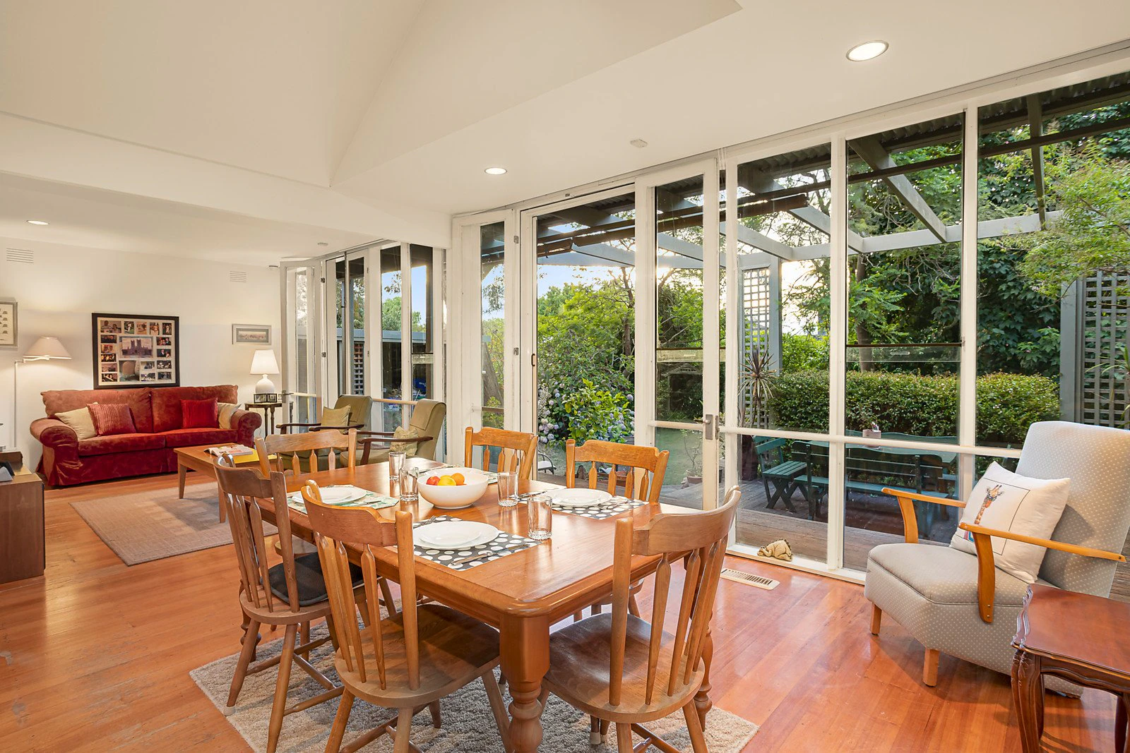 17 Kardinia Road, Glen Iris, VIC