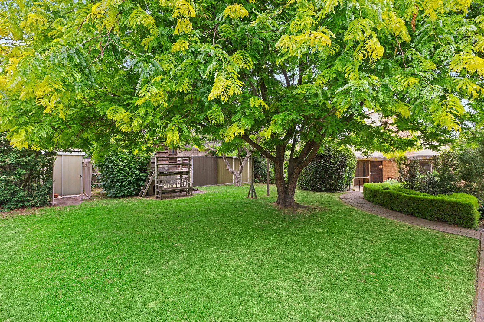 13 Teddington Road, Hampton, VIC