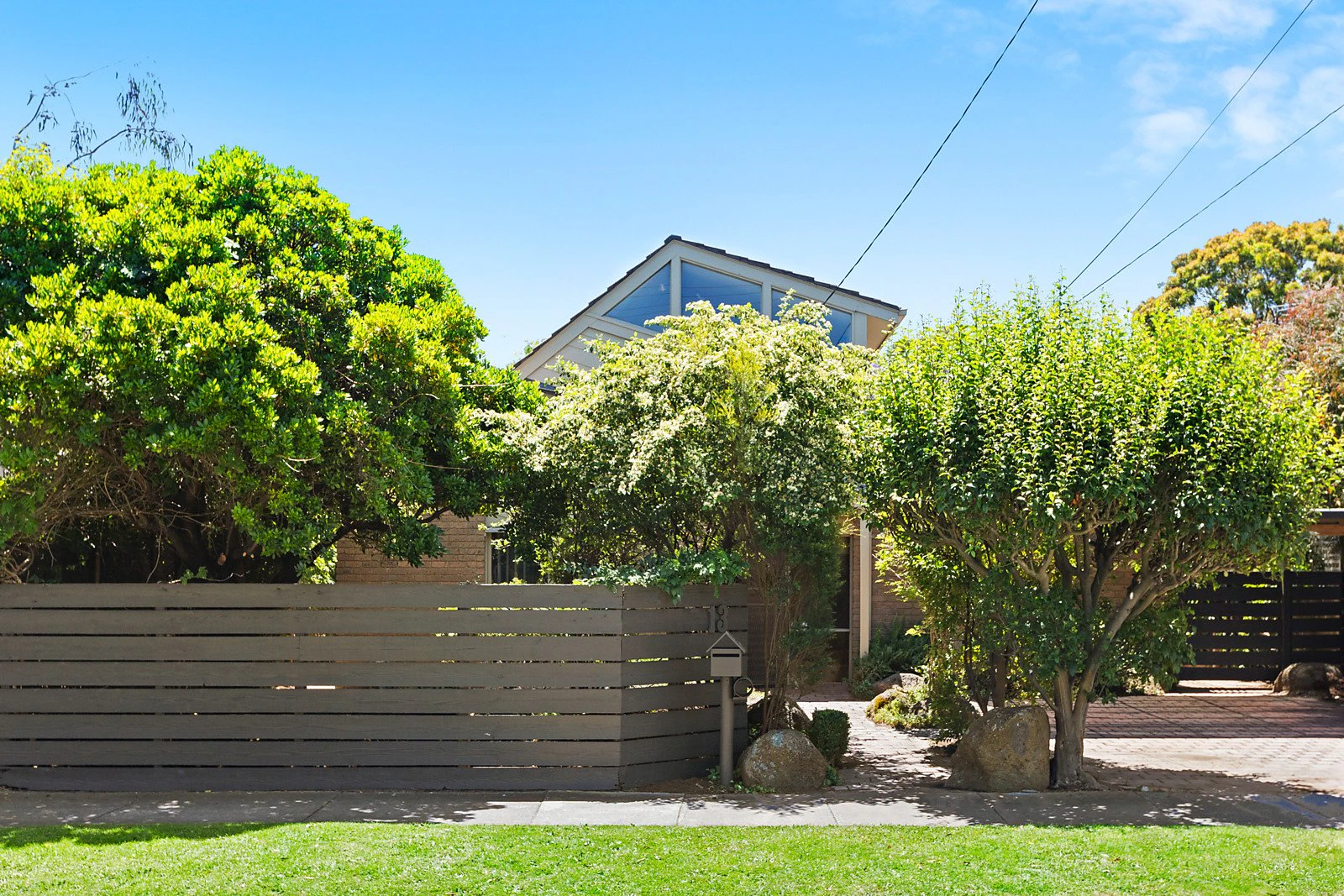 13 Teddington Road, Hampton, VIC