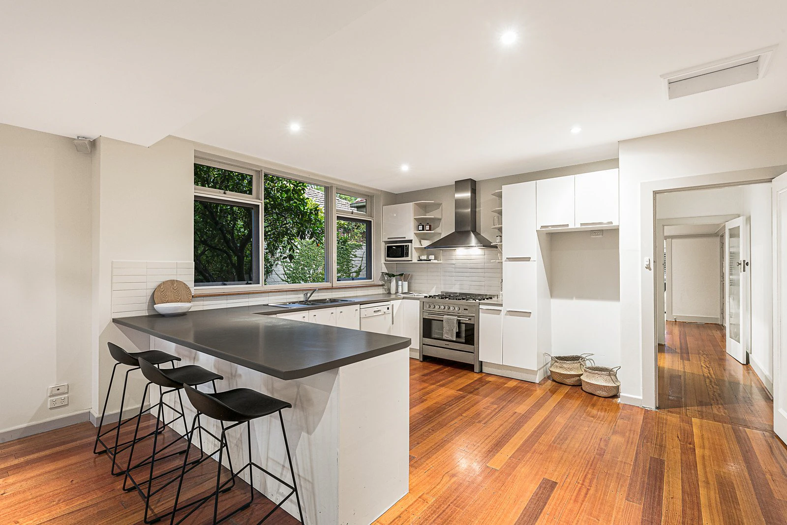 32 Munro Avenue, Ashburton, VIC
