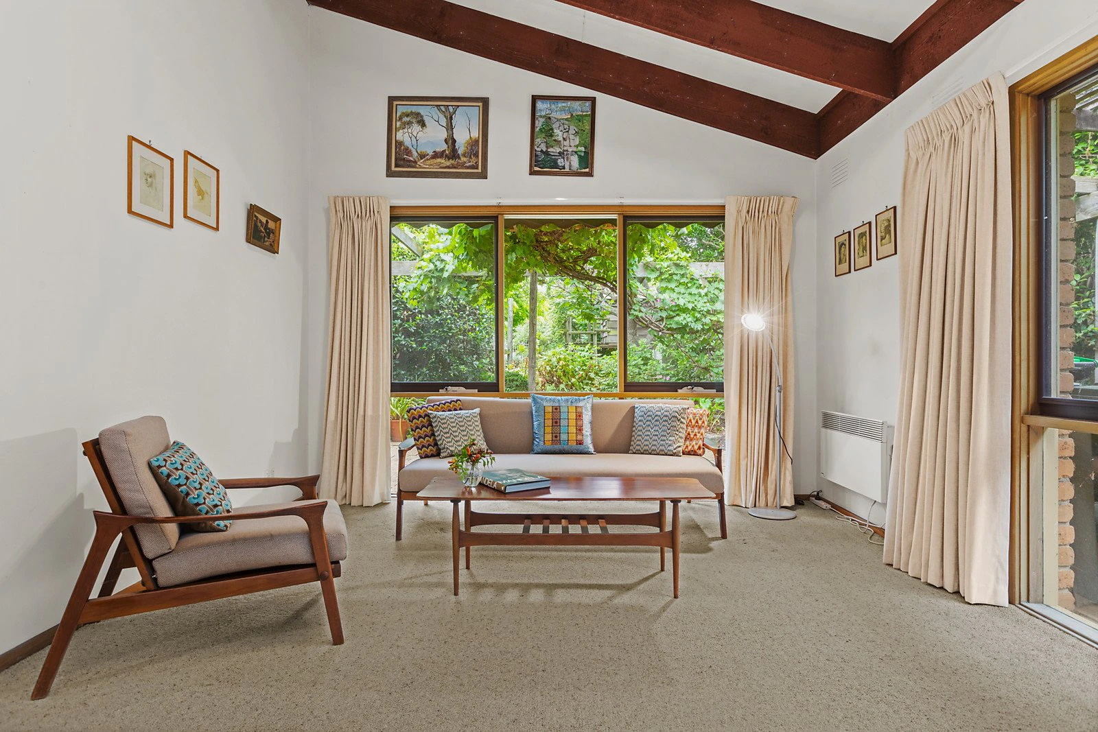 13 Teddington Road, Hampton, VIC