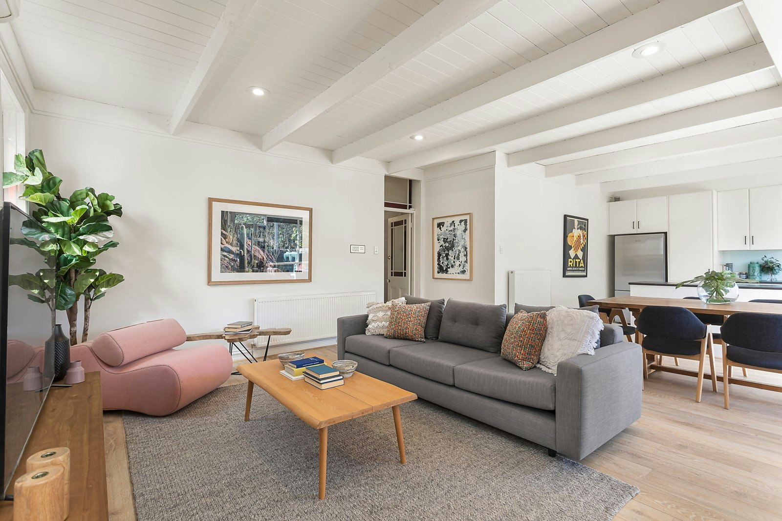 7 Loch Street, St Kilda West, VIC