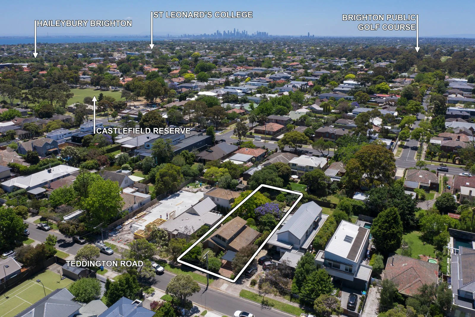 13 Teddington Road, Hampton, VIC