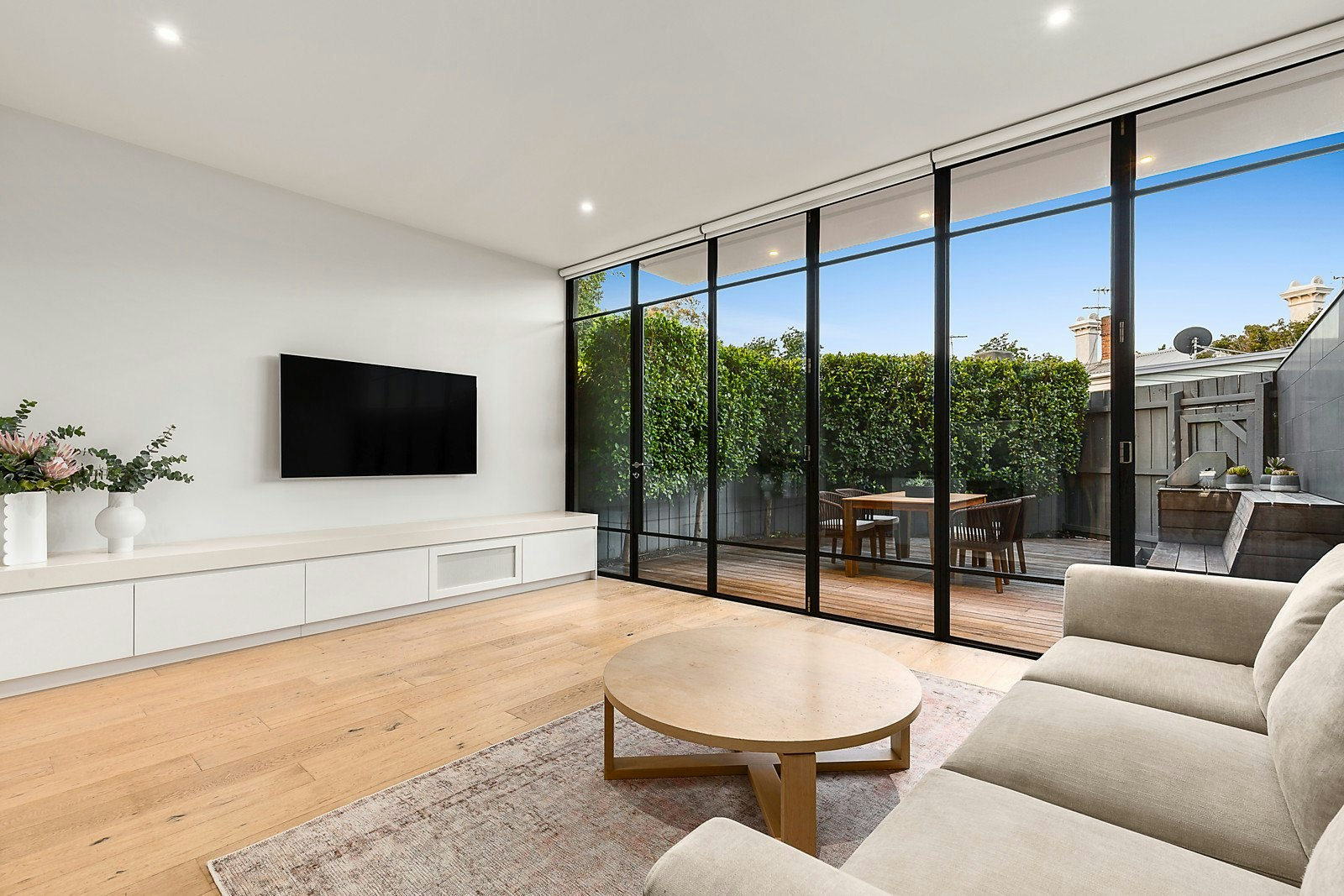 3 Barrett Street, Albert Park, VIC