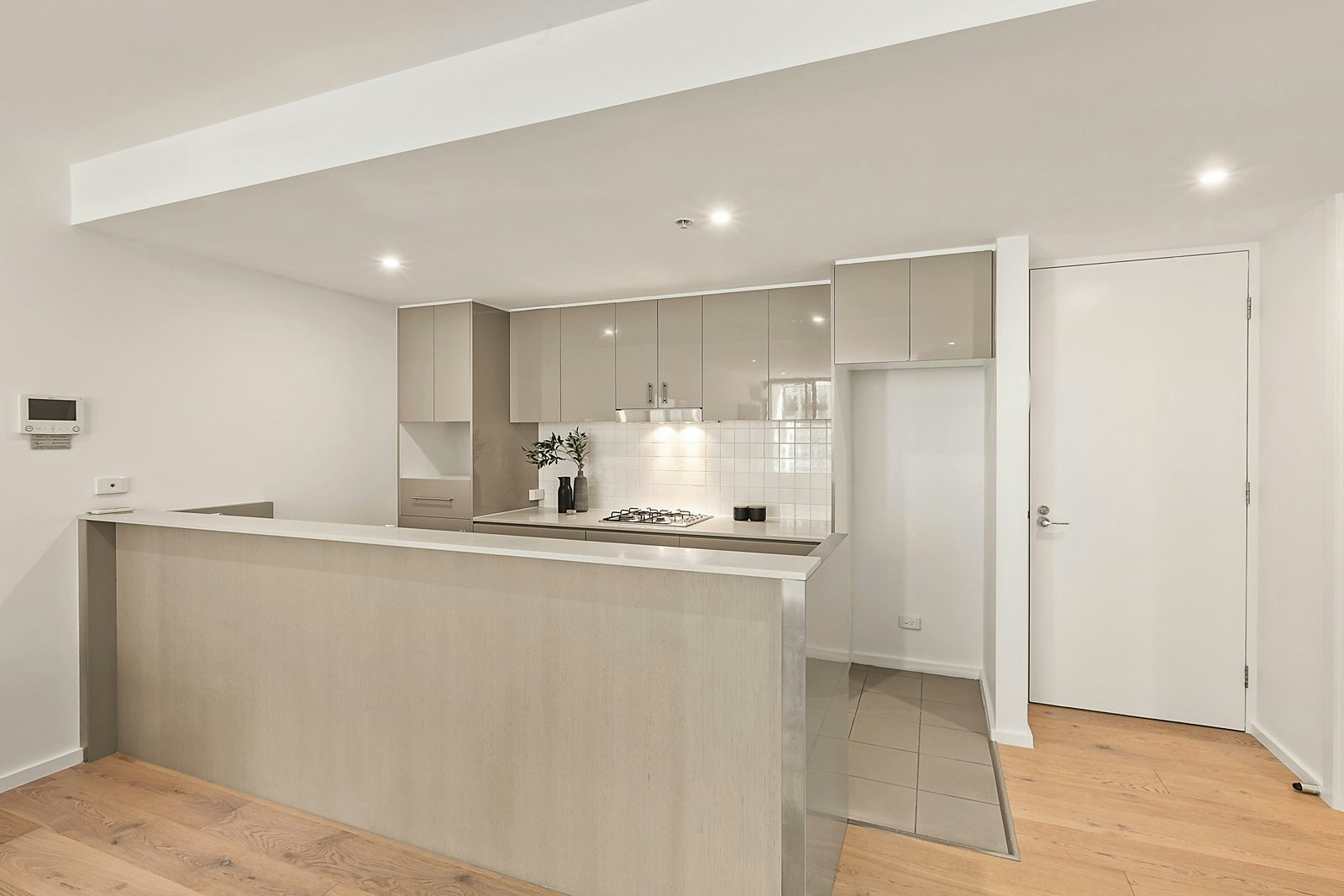 204/57 Bay Street, Port Melbourne, VIC