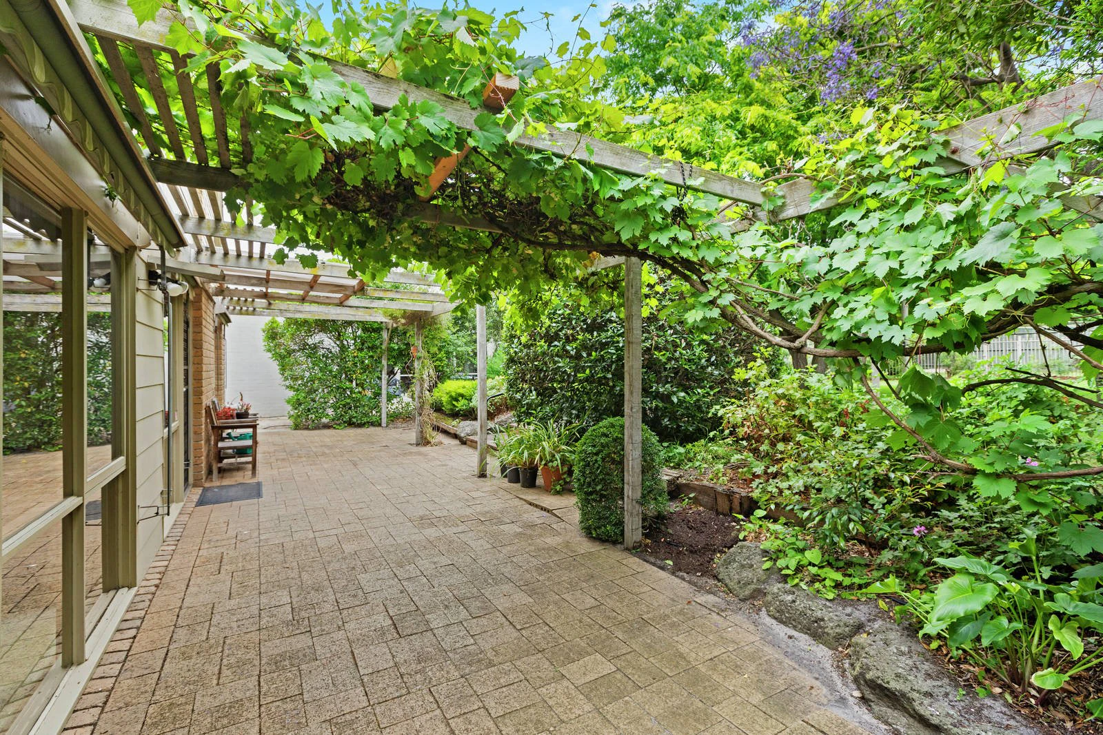 13 Teddington Road, Hampton, VIC