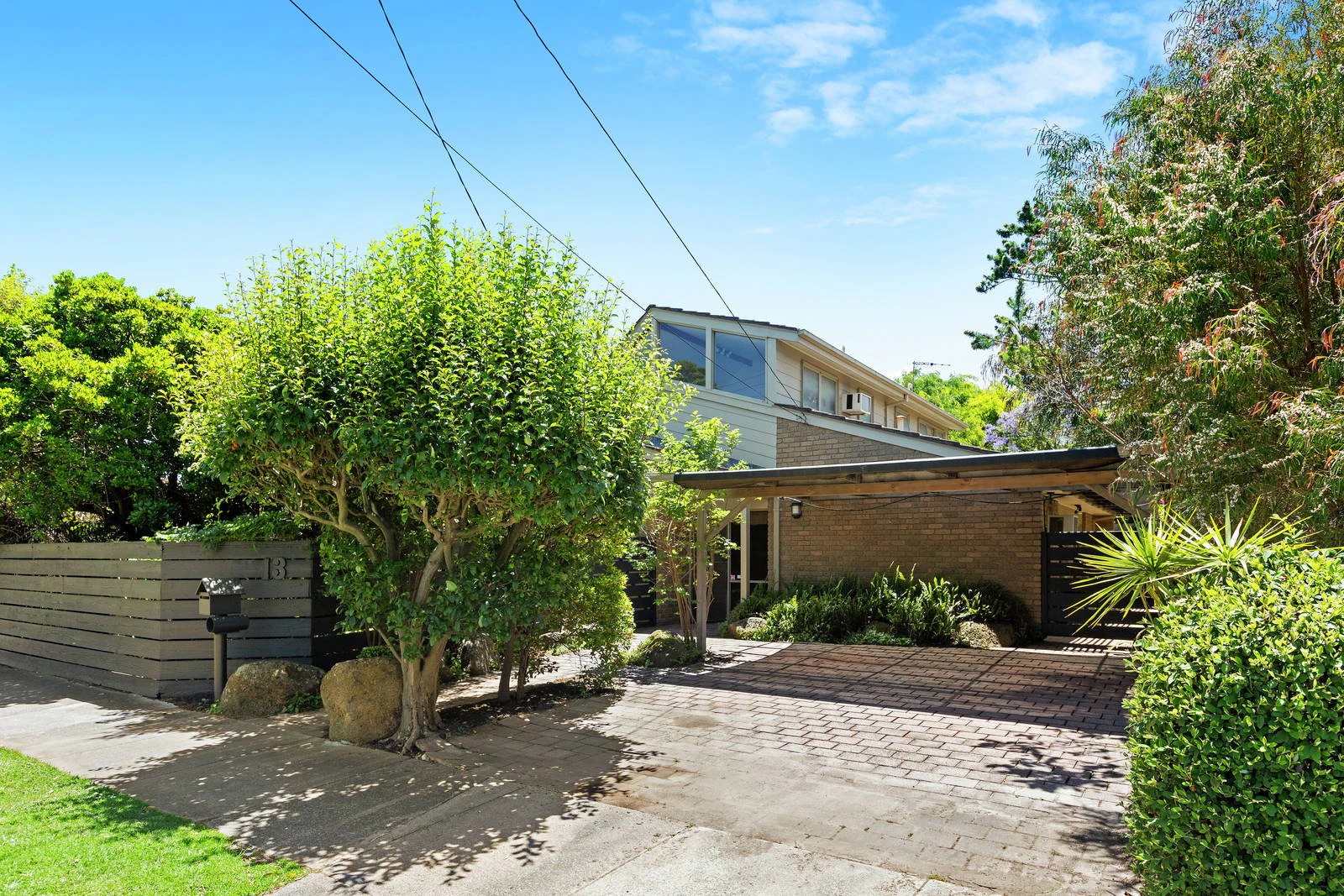 13 Teddington Road, Hampton, VIC