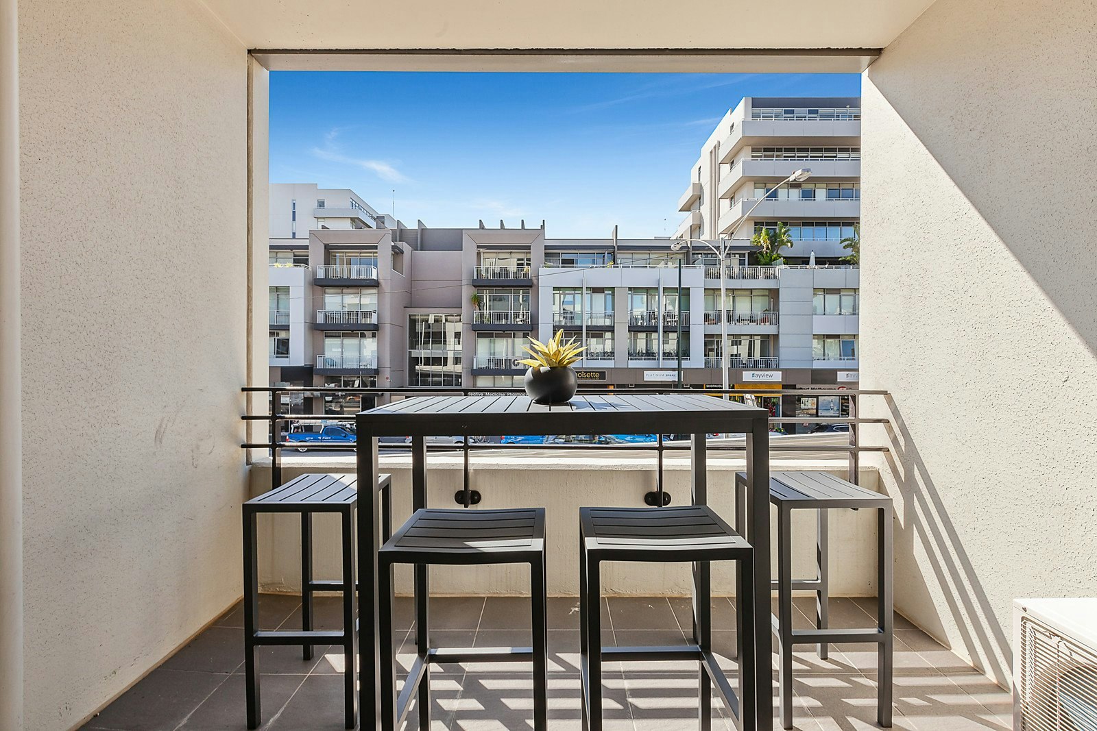 204/57 Bay Street, Port Melbourne, VIC
