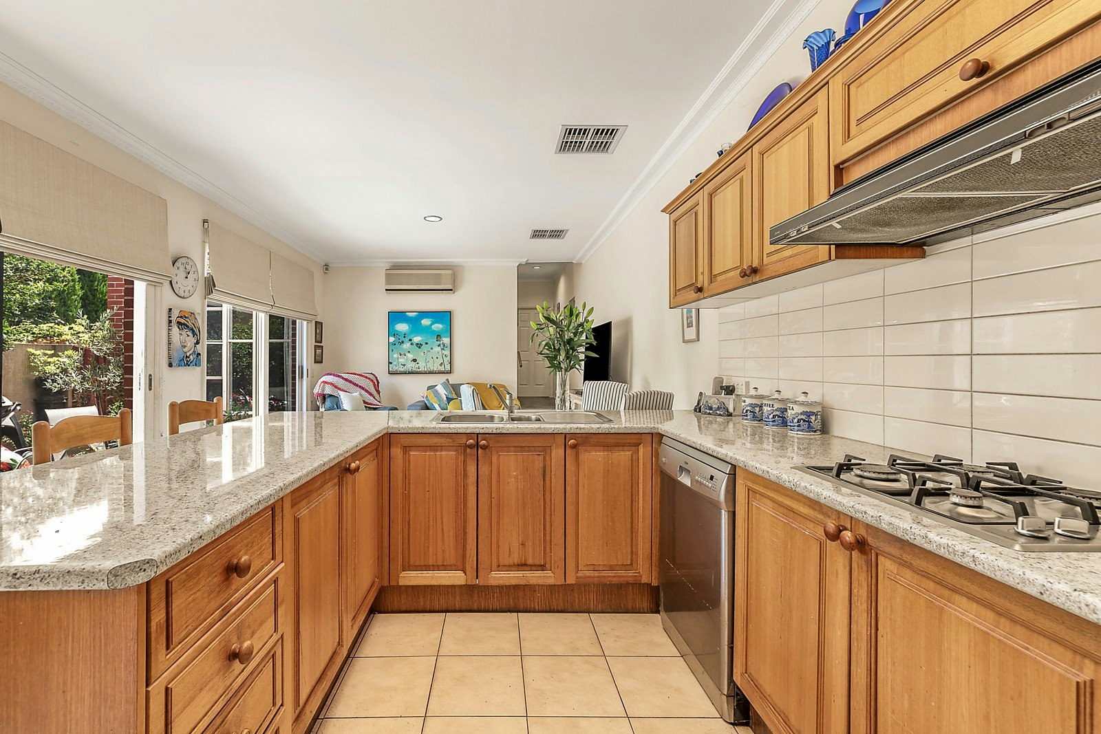 1/38 Dean Street, Kew, VIC