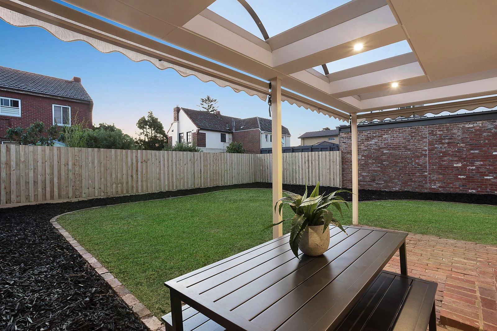 11 Griffin Crescent, Port Melbourne, VIC