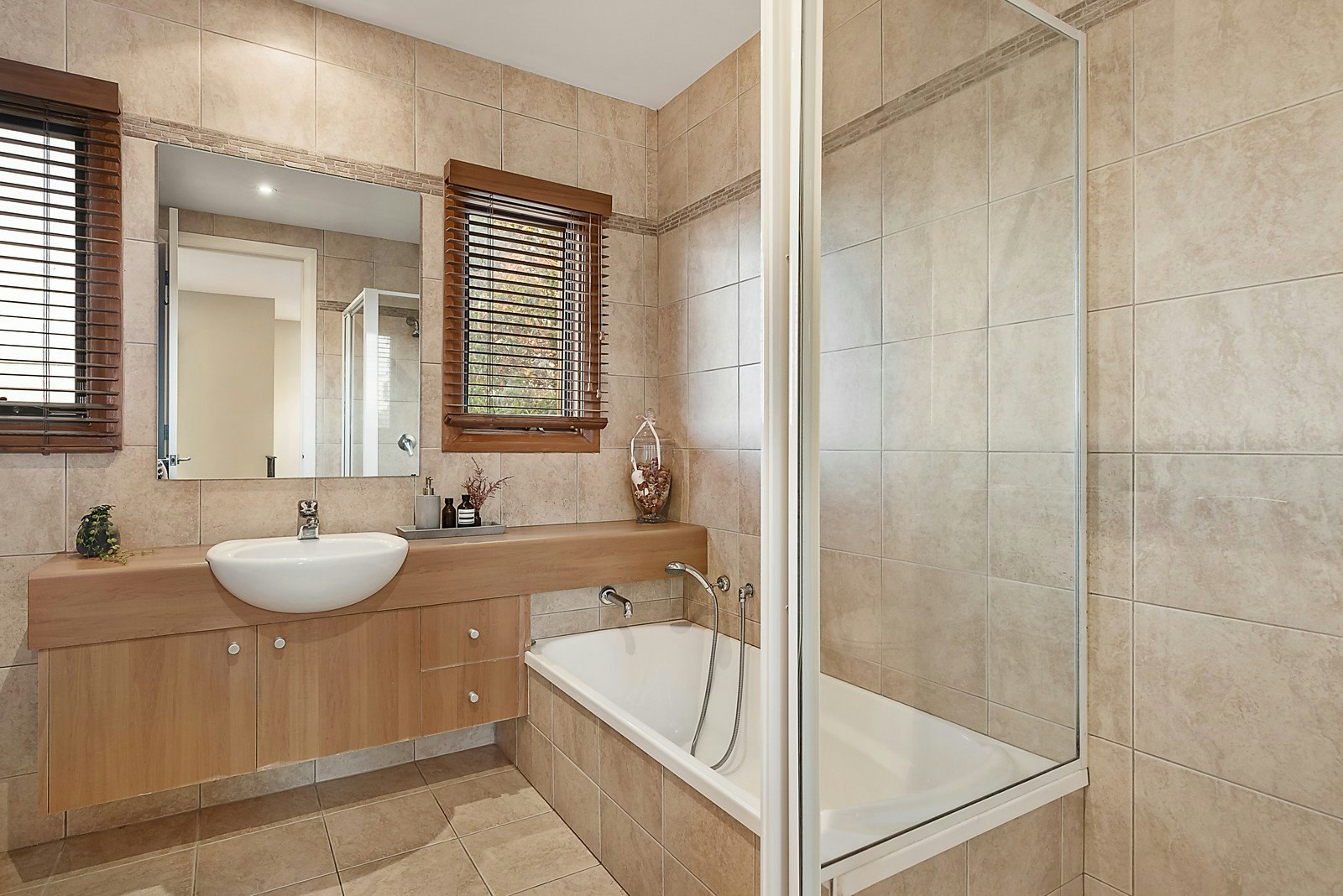 33 Marston Street, Bentleigh, VIC