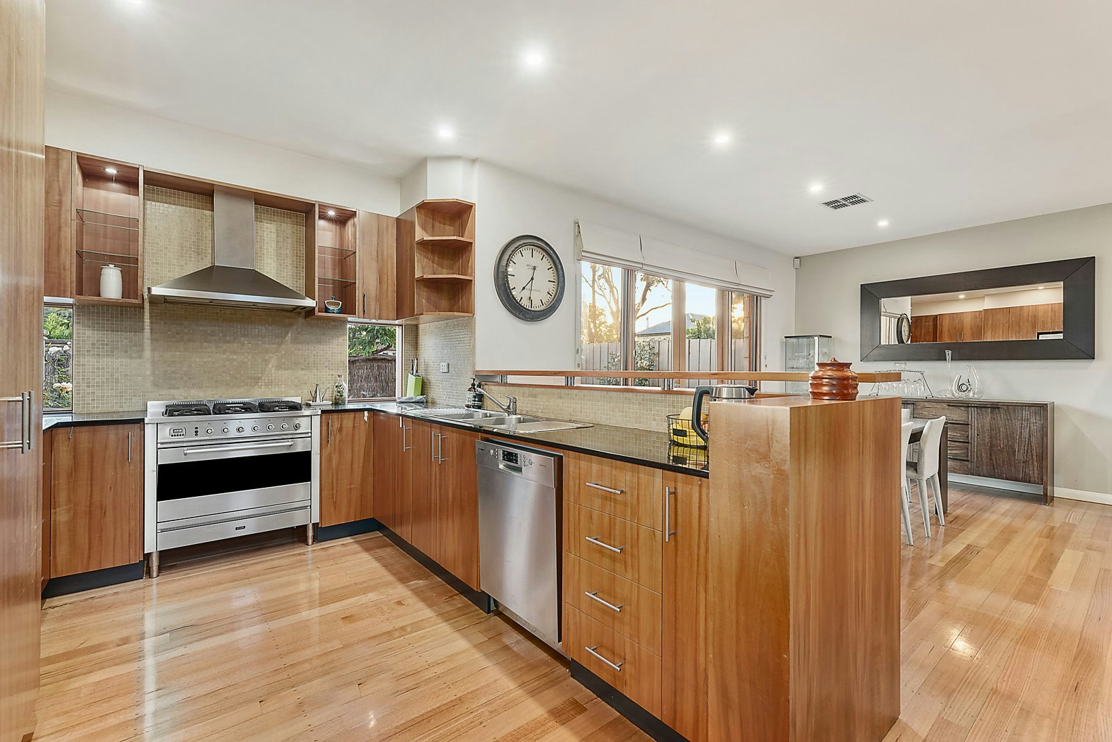 33 Marston Street, Bentleigh, VIC