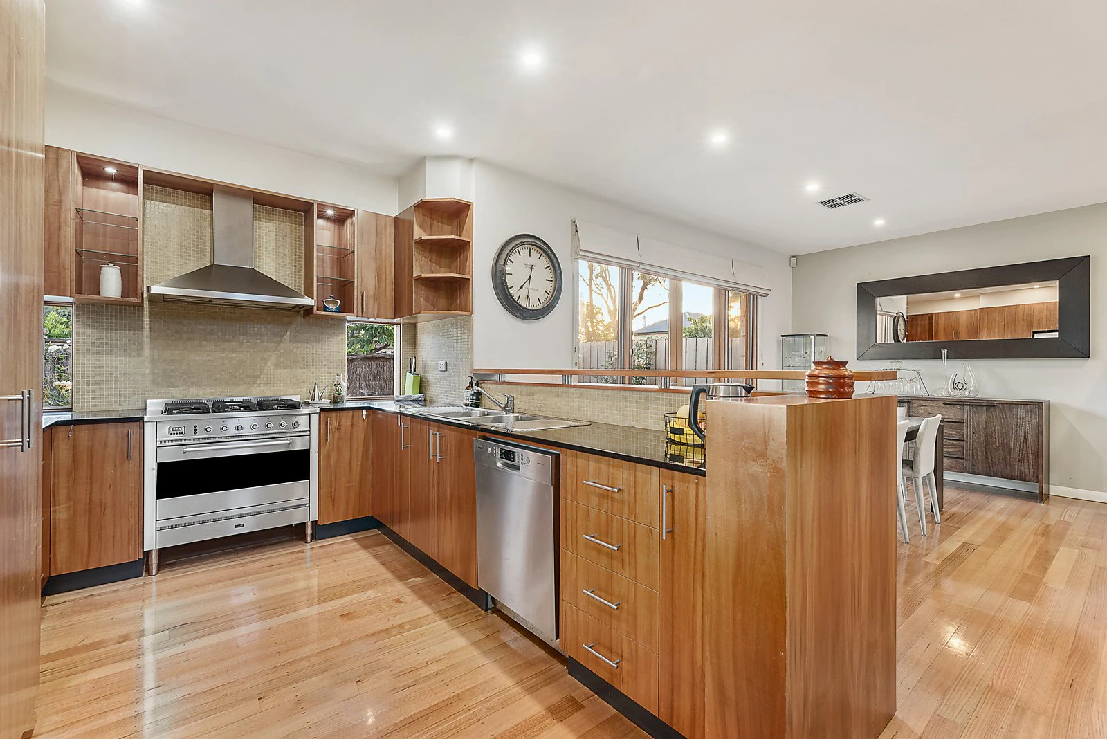 33 Marston Street, Bentleigh, VIC
