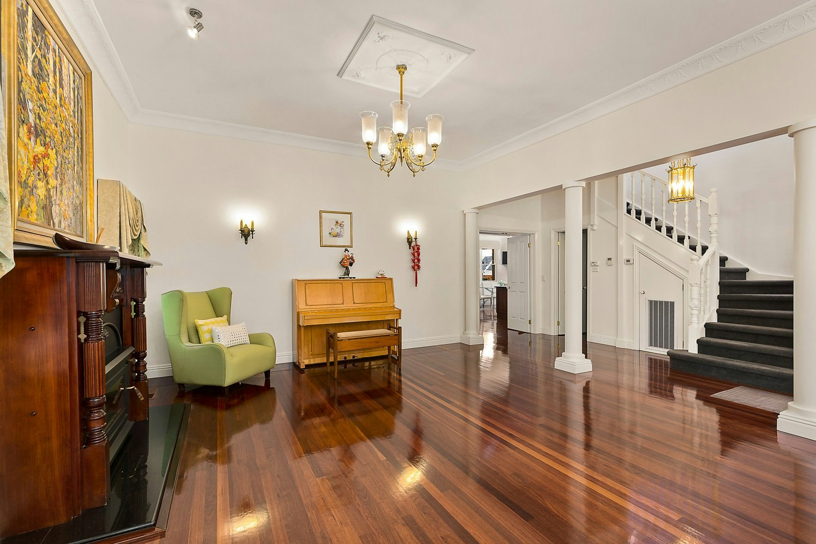 2 Pine Avenue, Camberwell, VIC