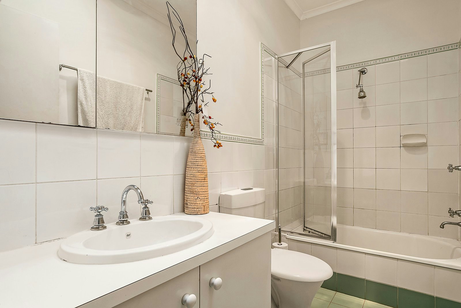 81 Kenmare Street, Mont Albert North, VIC