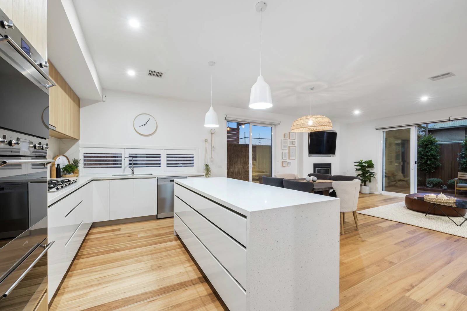 20 Williams Road, Mornington, VIC
