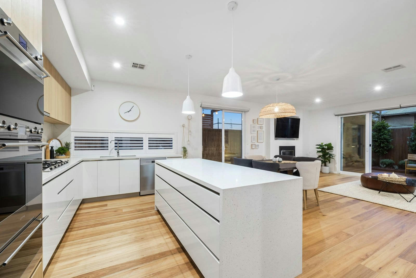 20 Williams Road, Mornington, VIC