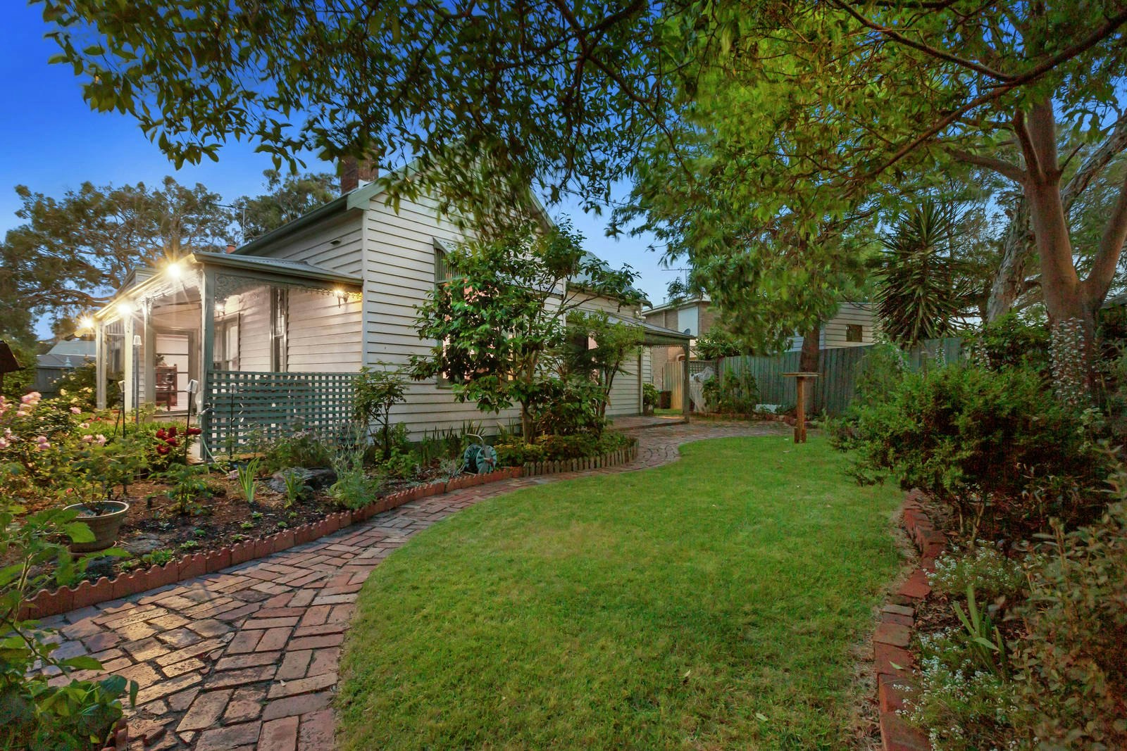 649 Esplanade, Mornington, VIC