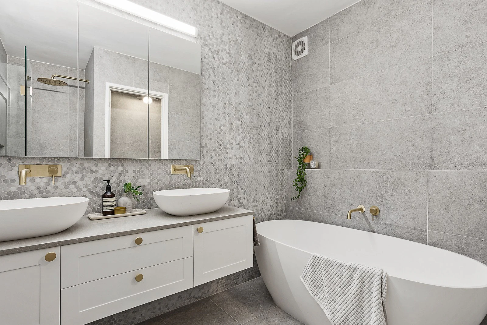 9/217A Highfield Road, Camberwell, VIC