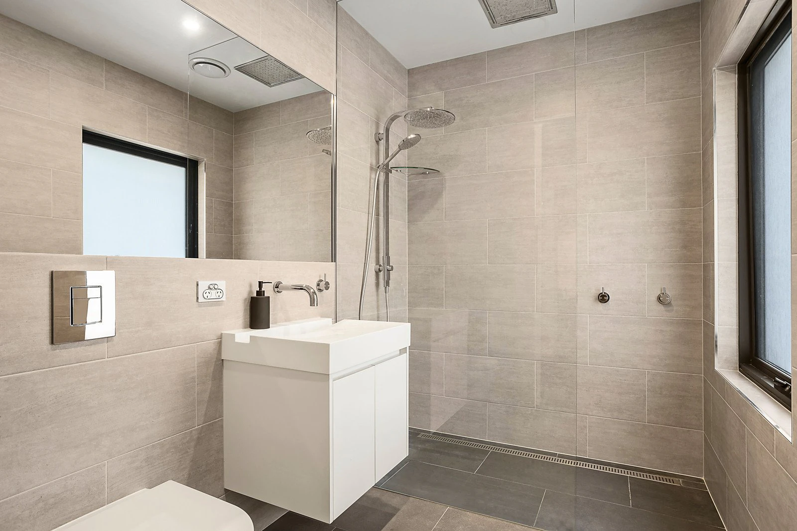 19 Allenby Avenue, Glen Iris, VIC