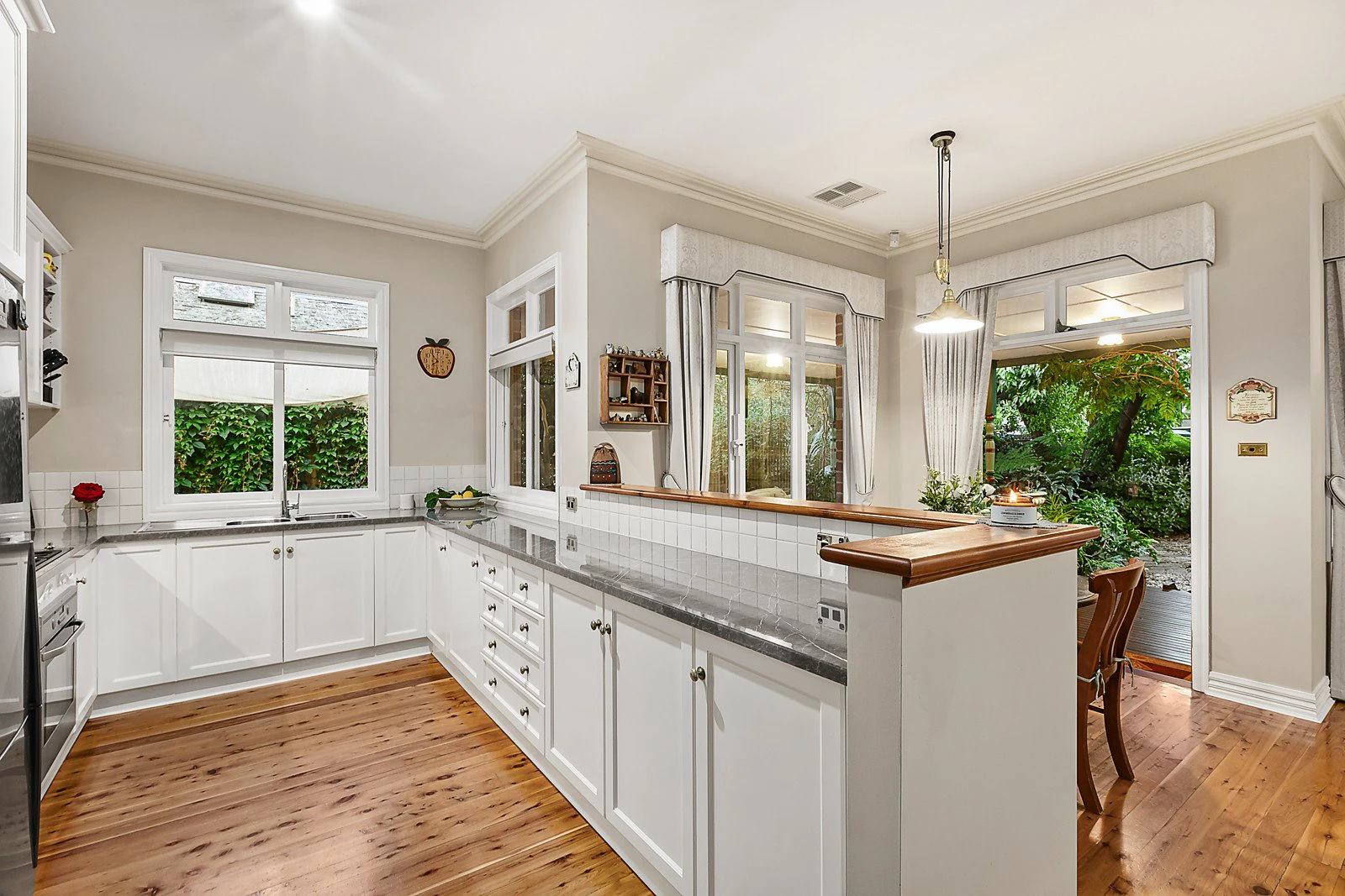 24A Scott Street, Canterbury, VIC