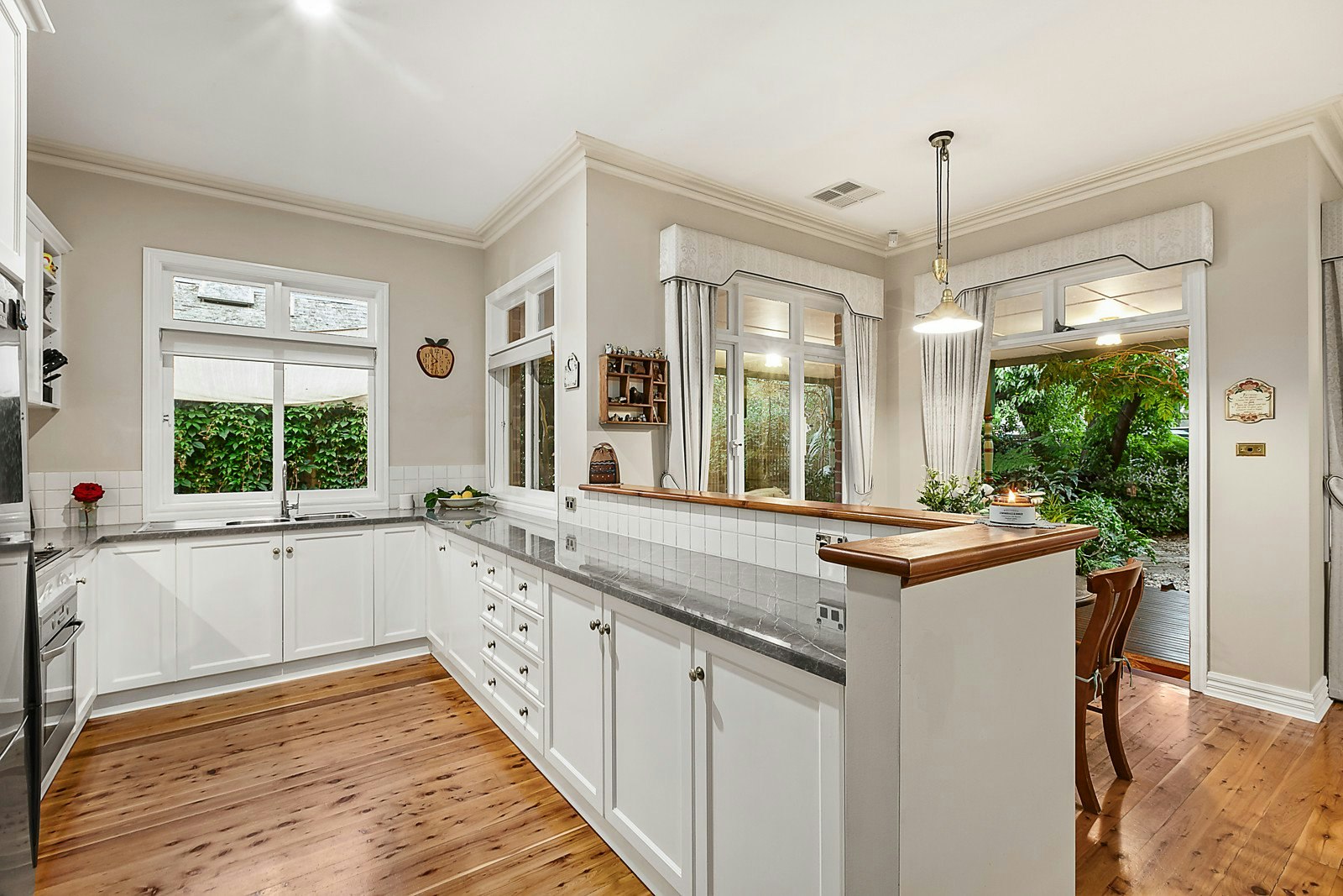 24A Scott Street, Canterbury, VIC