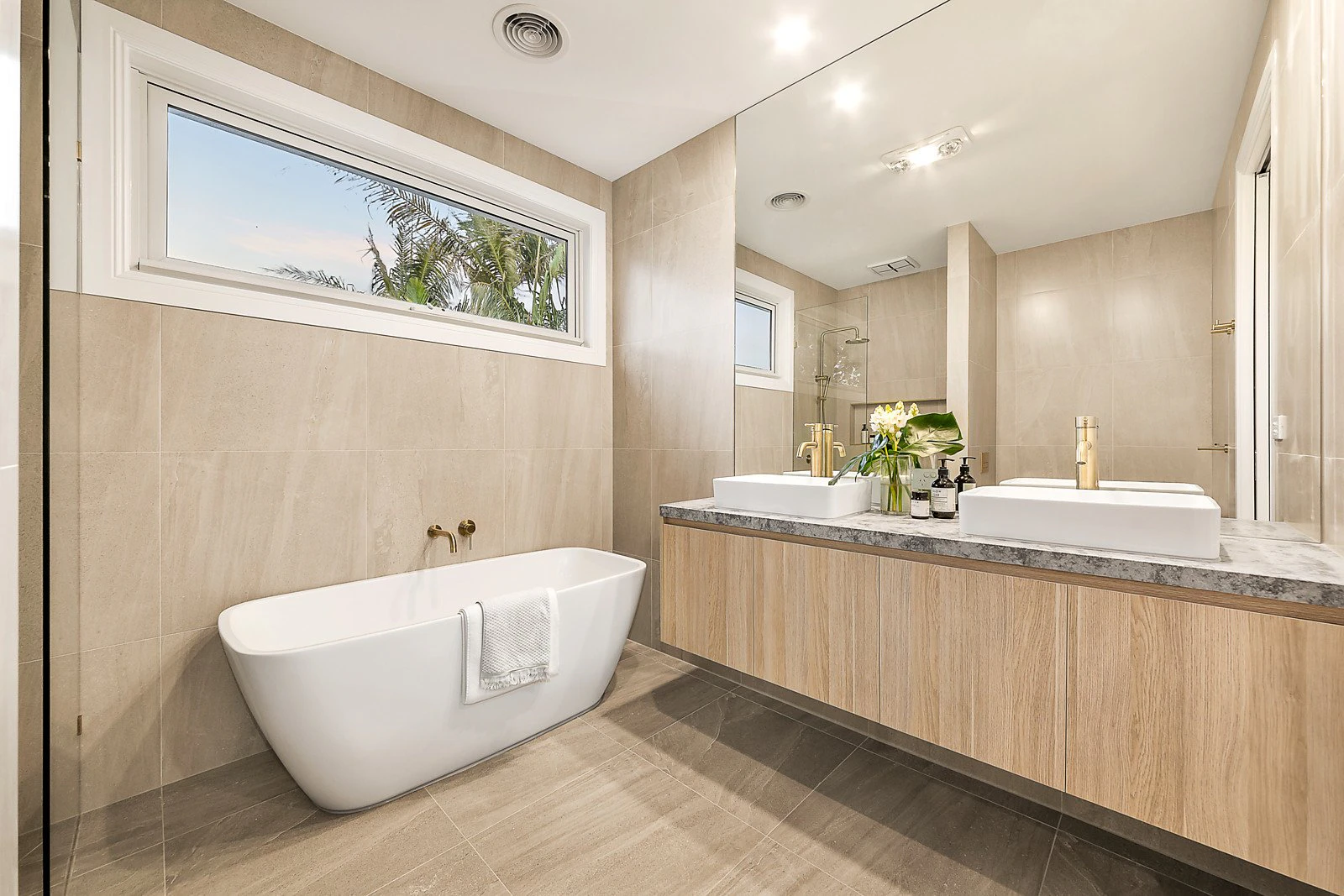 8 Howard Street, Malvern East, VIC