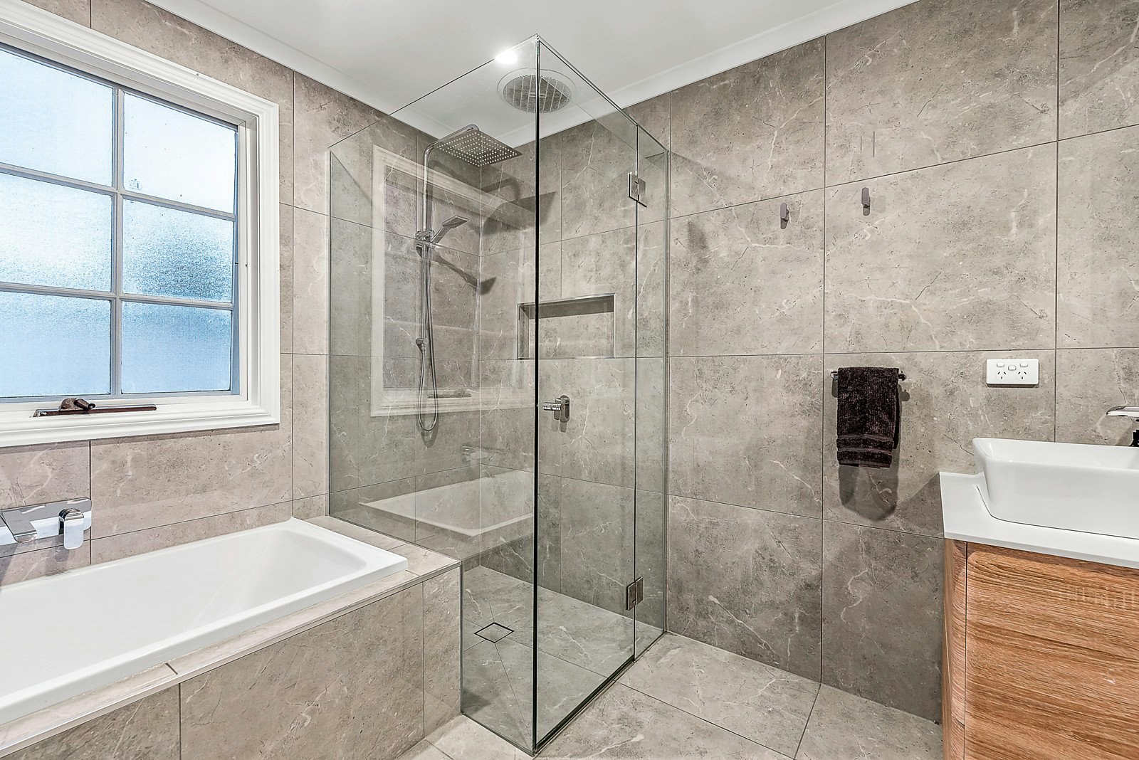 22 Wairoa Avenue, Brighton East, VIC