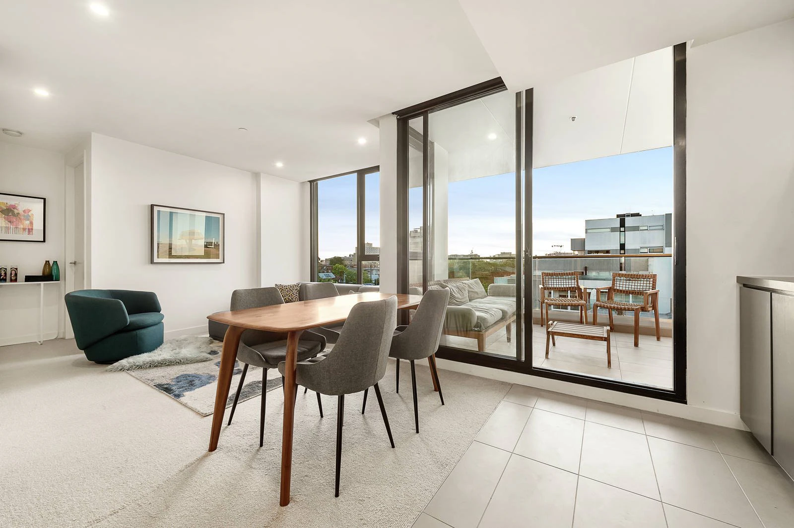 302/120 High Street, Windsor, VIC