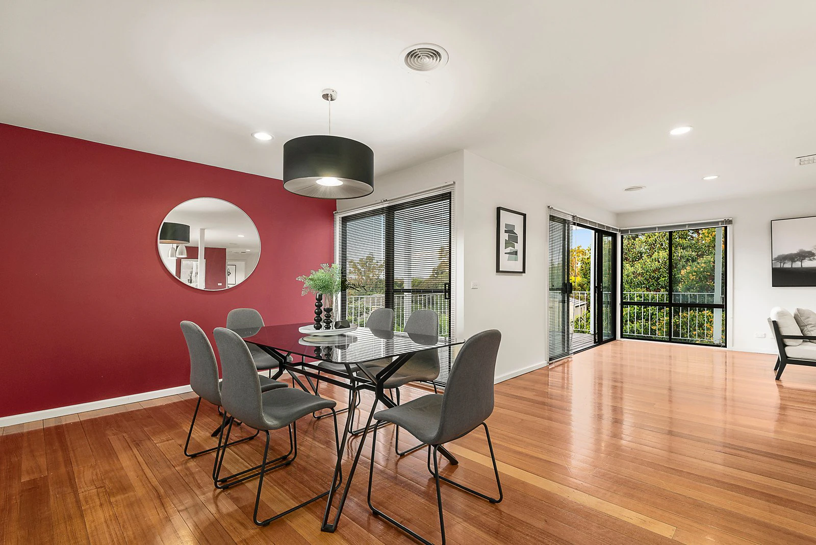 2/20 Tanner Avenue, Kew East, VIC