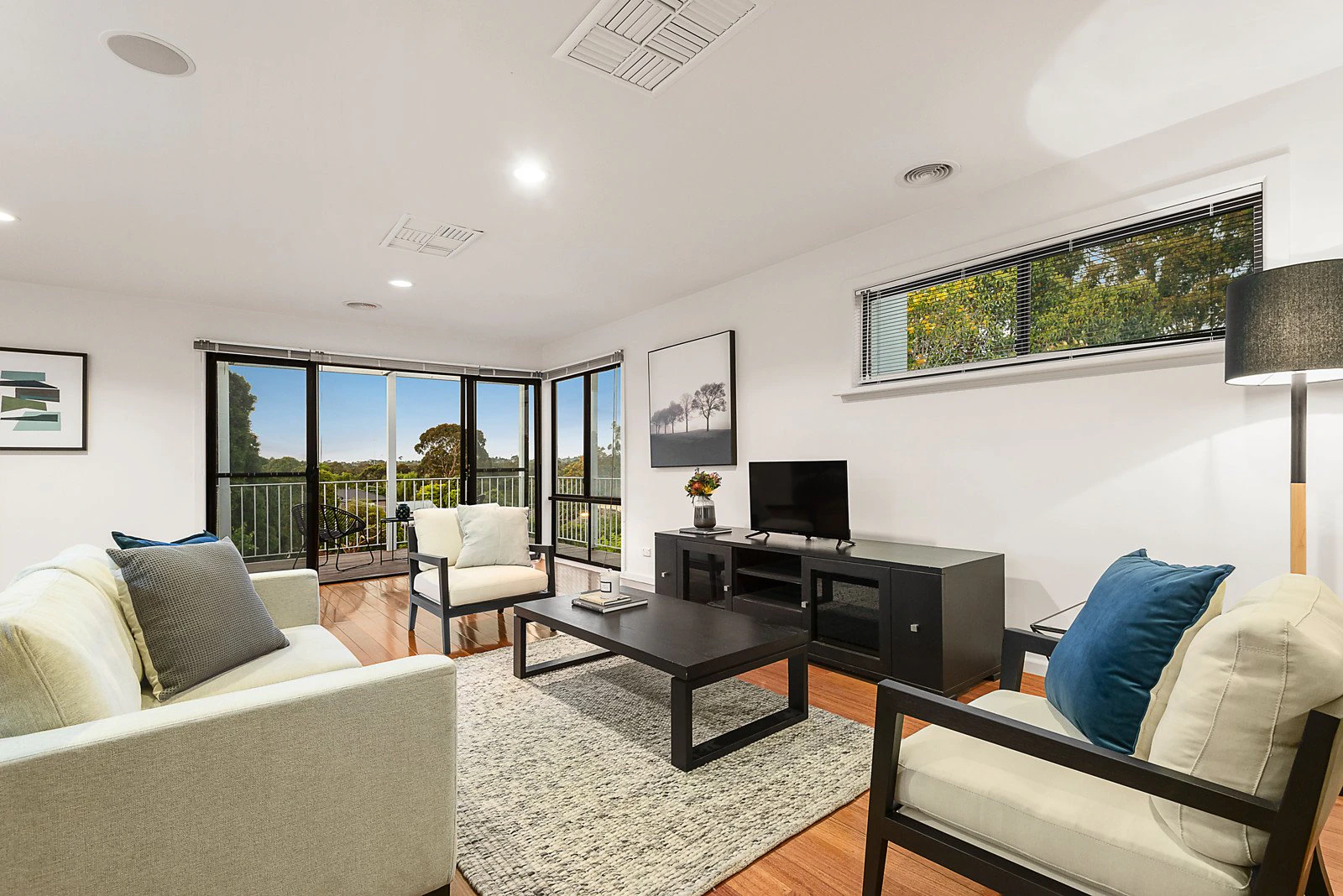 2/20 Tanner Avenue, Kew East, VIC