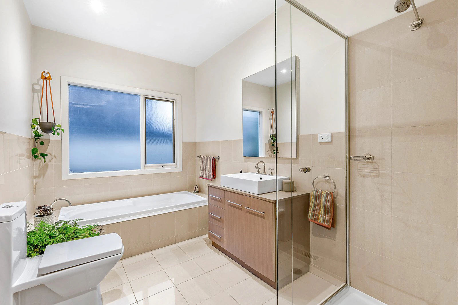 27 Rose Avenue, Surrey Hills, VIC