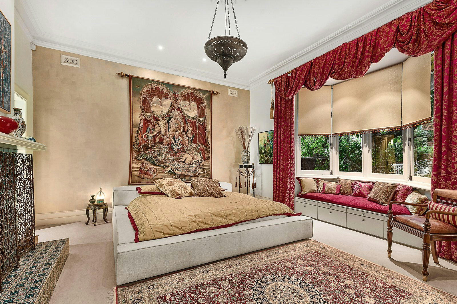 18 Victoria Avenue, Canterbury, VIC