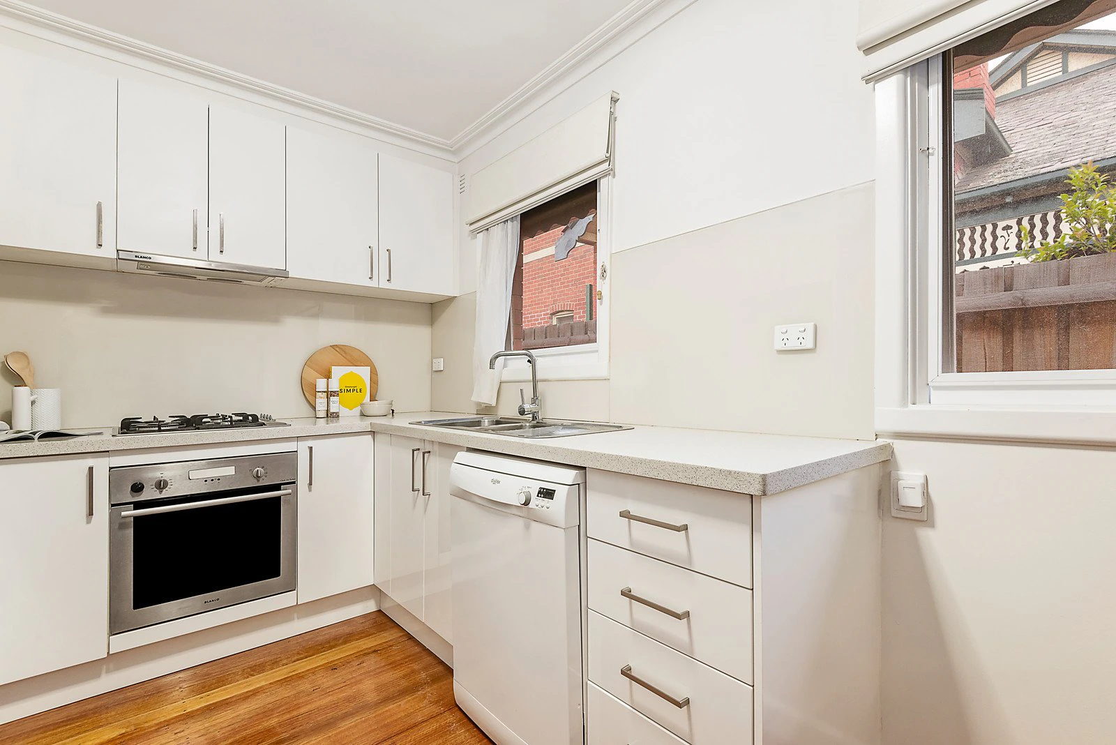 1/84 Claremont Avenue, Malvern, VIC