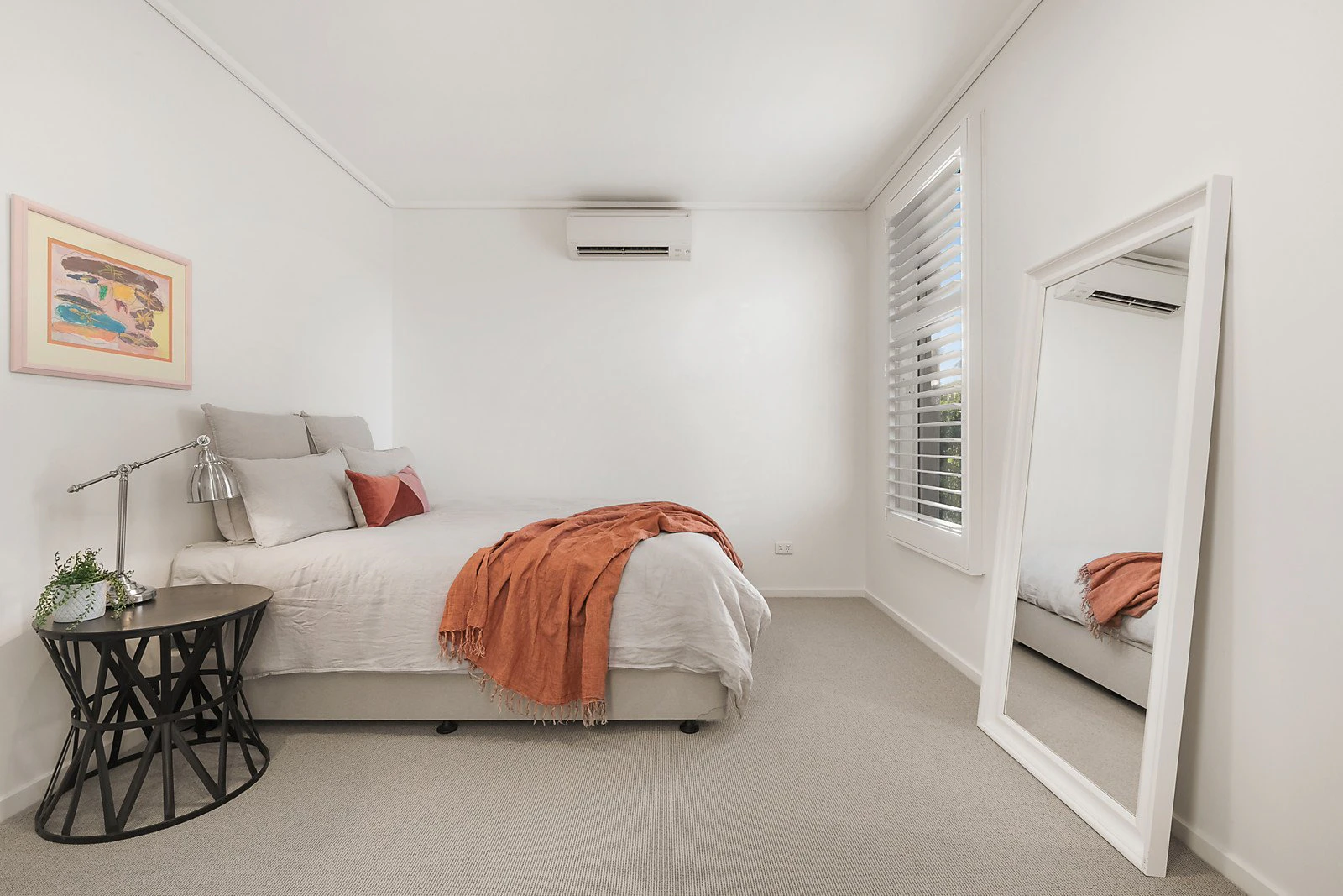 2/10 Wilton Vale Crescent, Malvern East, VIC