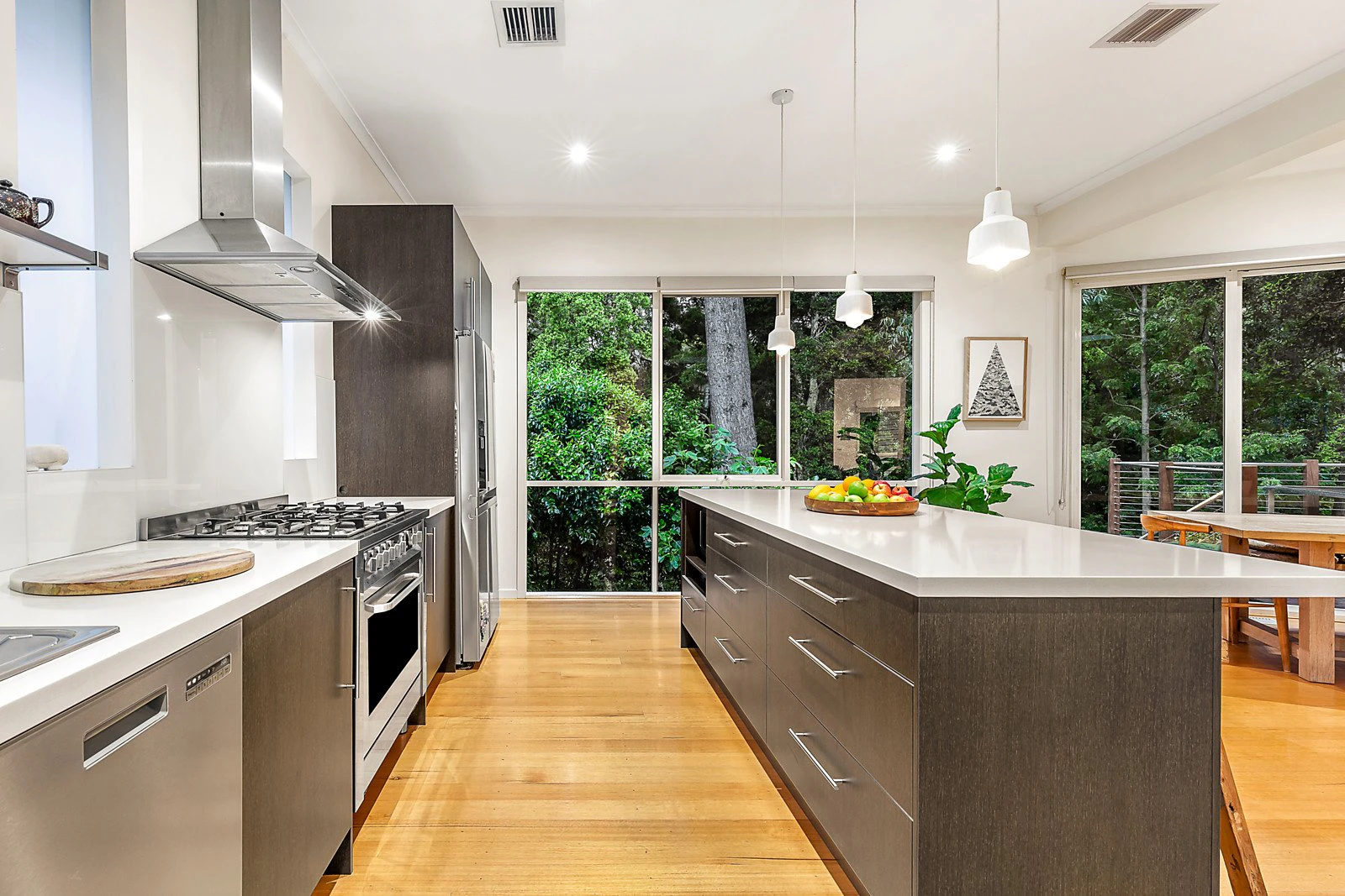 27 Rose Avenue, Surrey Hills, VIC