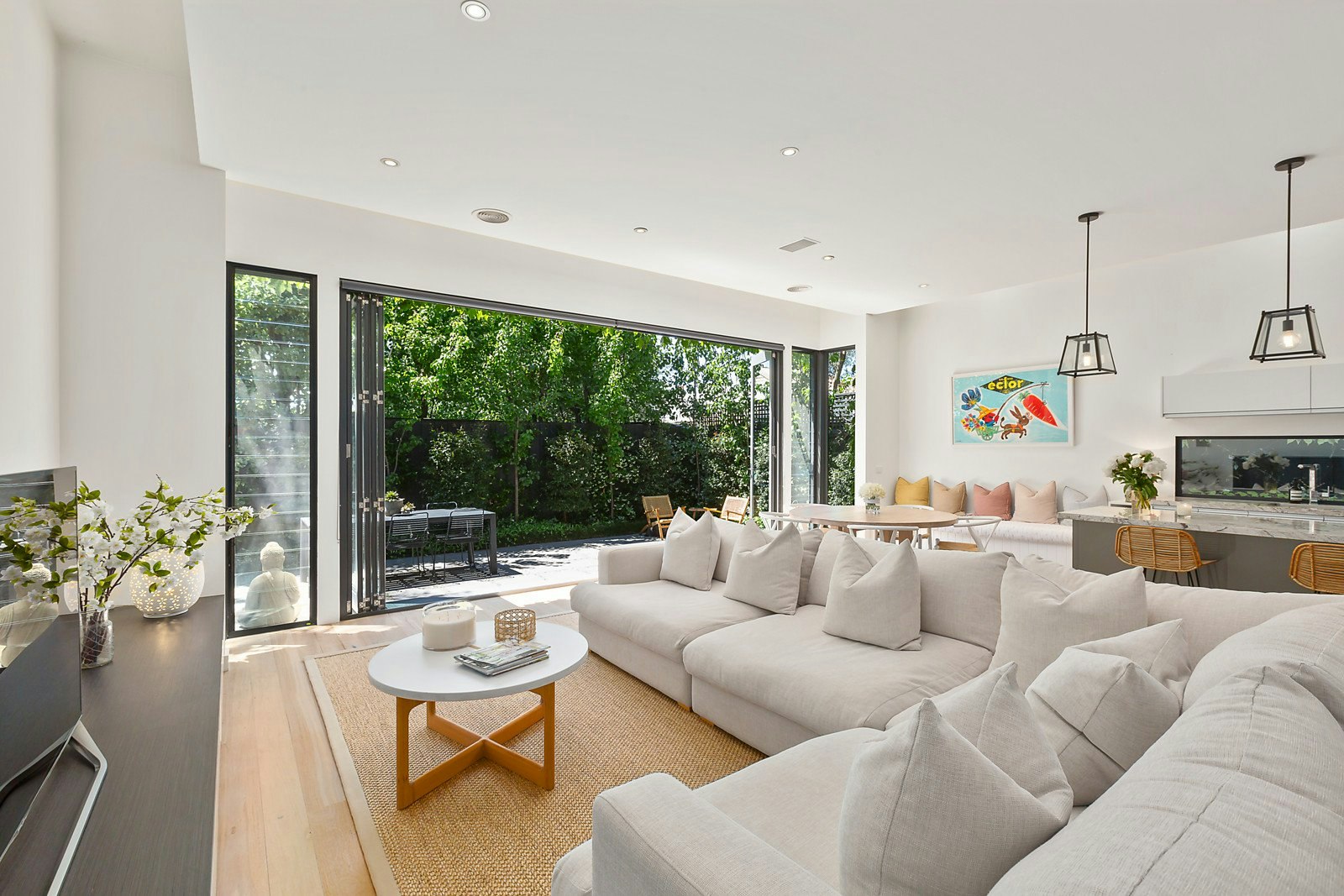 12 Ashleigh Road, Armadale, VIC