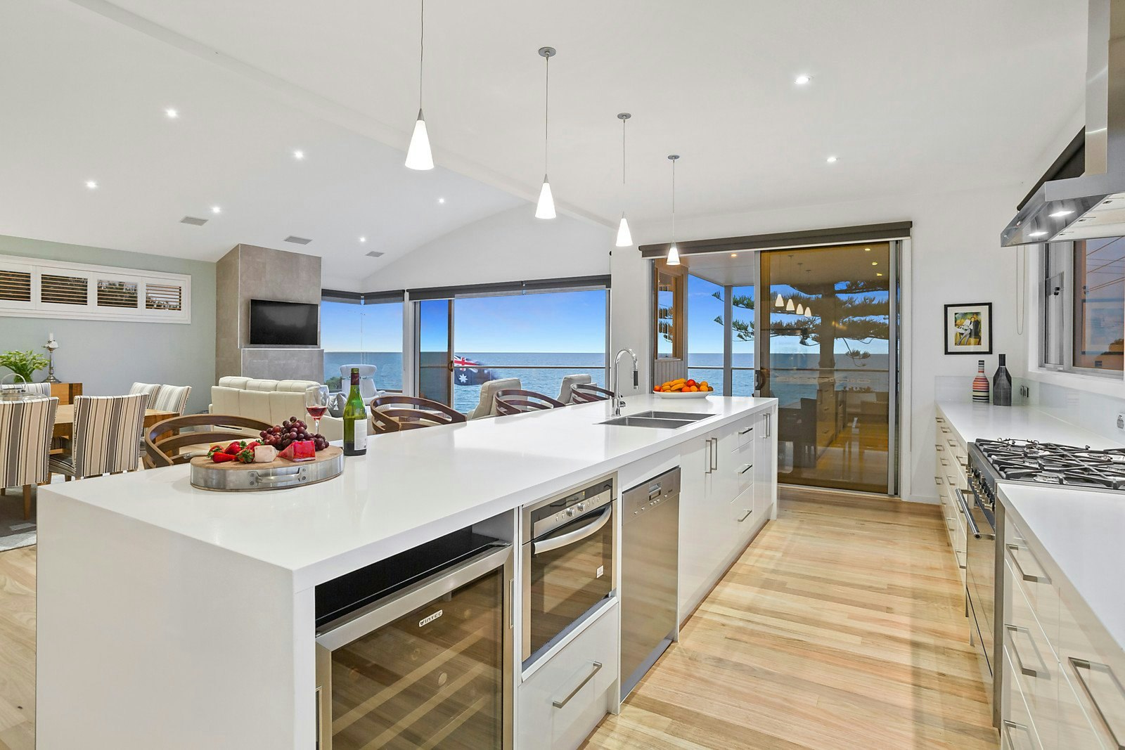 2 Fleming Street, Mornington, VIC