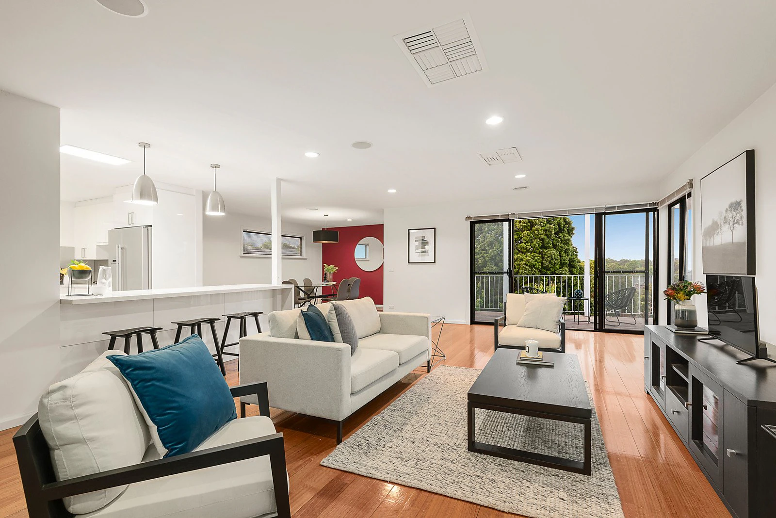 2/20 Tanner Avenue, Kew East, VIC