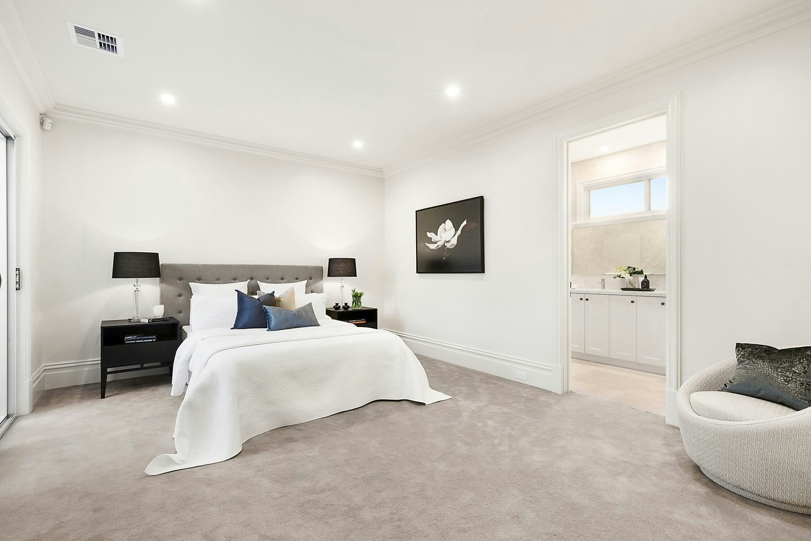 42B Essex Road, Surrey Hills, VIC