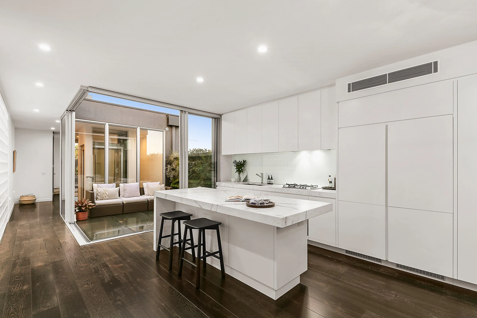 9 Macfarlan Place, South Yarra, VIC