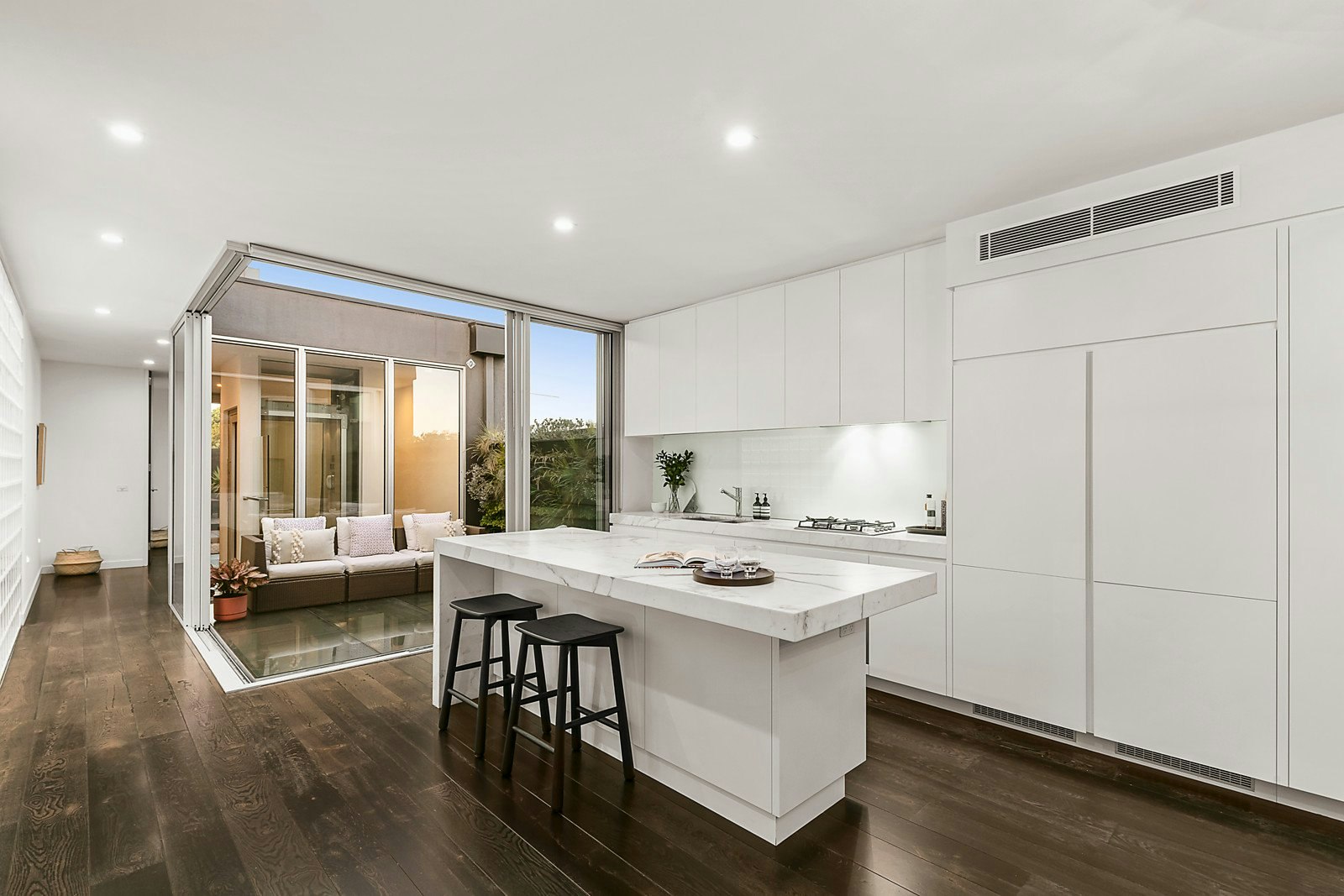 9 Macfarlan Place, South Yarra, VIC