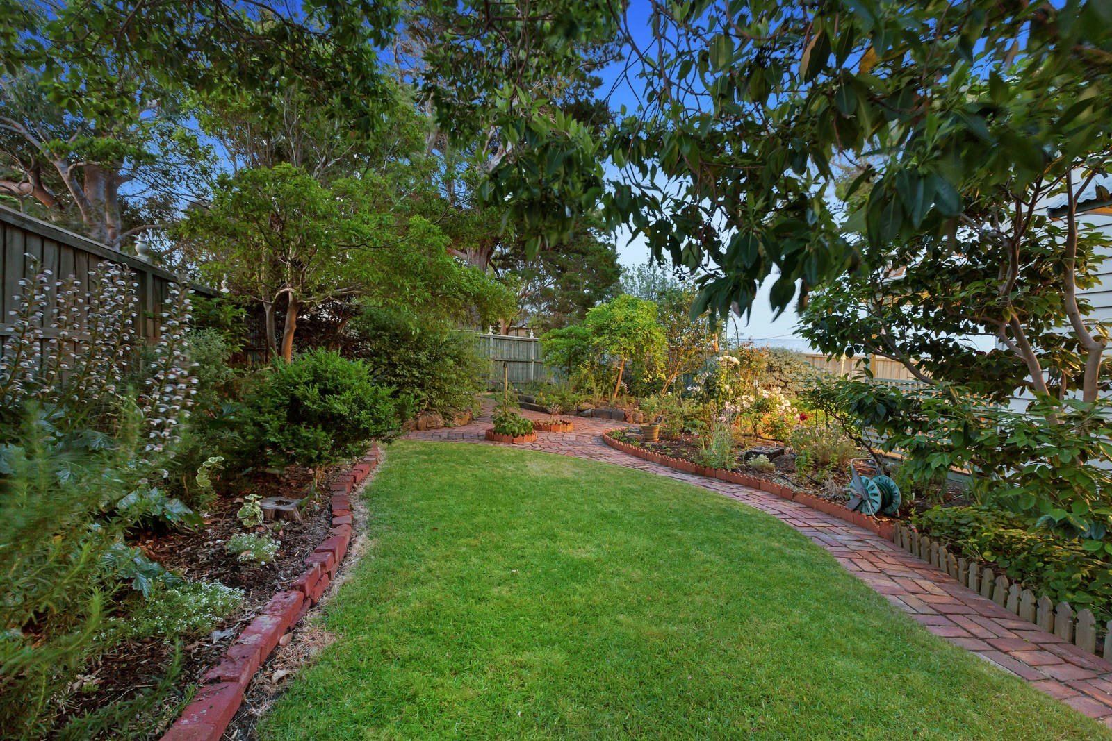 649 Esplanade, Mornington, VIC