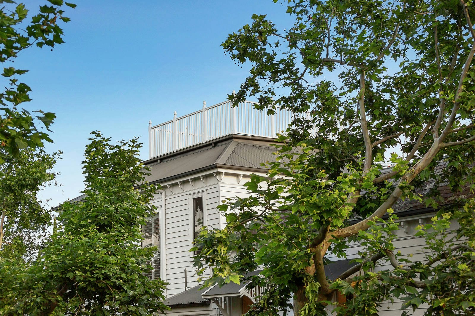 41 Suffolk Road, Surrey Hills, VIC