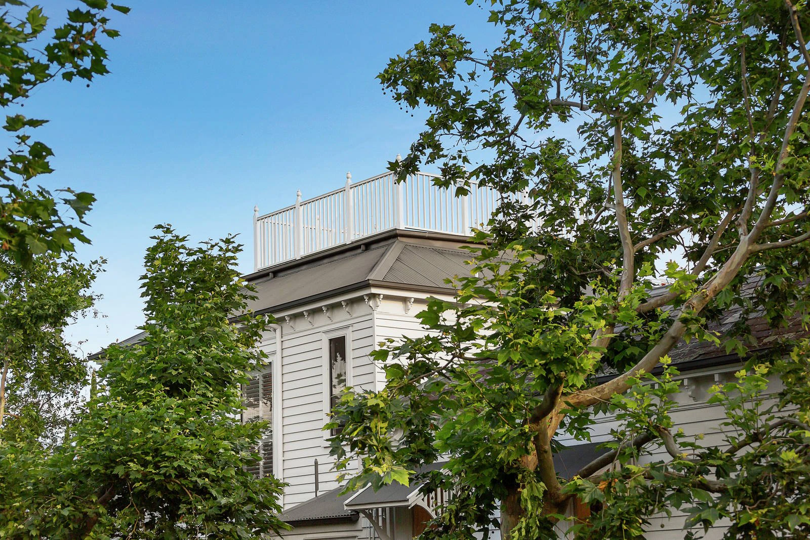 41 Suffolk Road, Surrey Hills, VIC